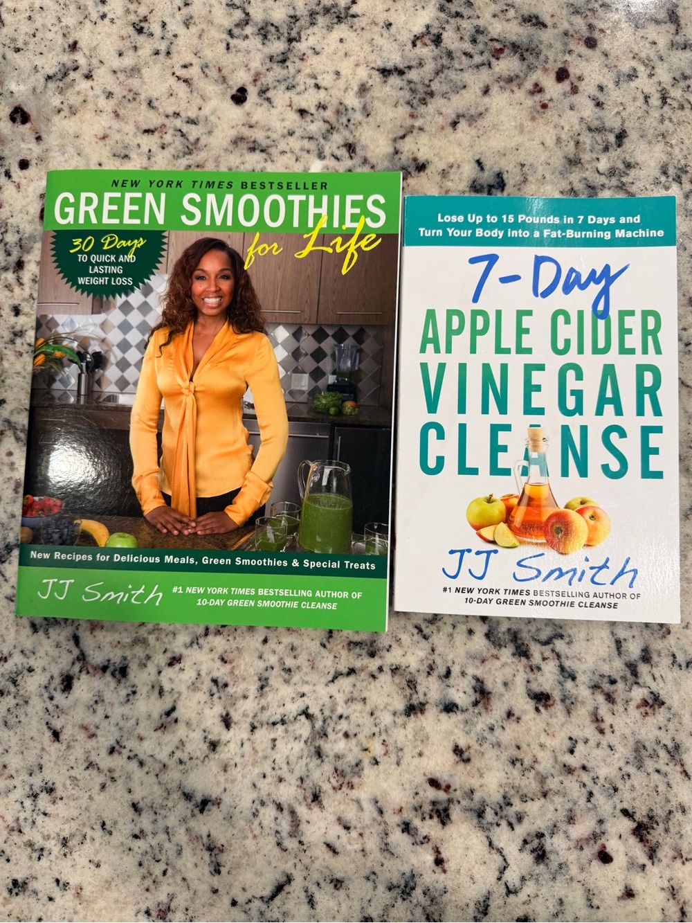 SMITH Green Smoothies for Life - Green and Yellow Cookbook
